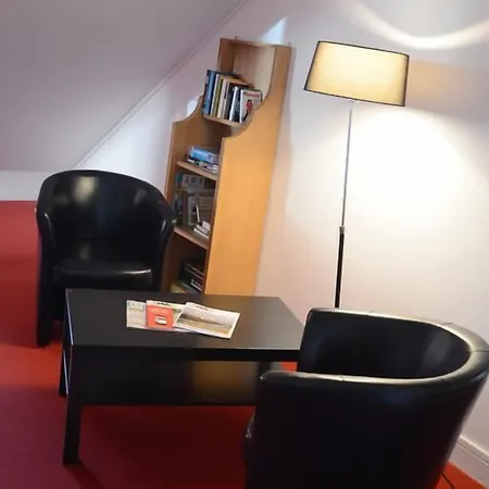 ホテル オテル レストラン ル リオン ドール 2*