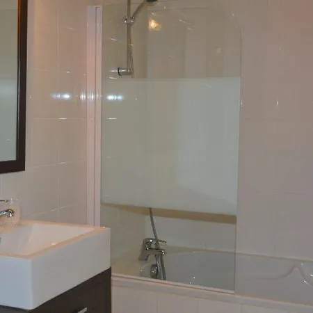 オテル レストラン ル リオン ドール ホテル